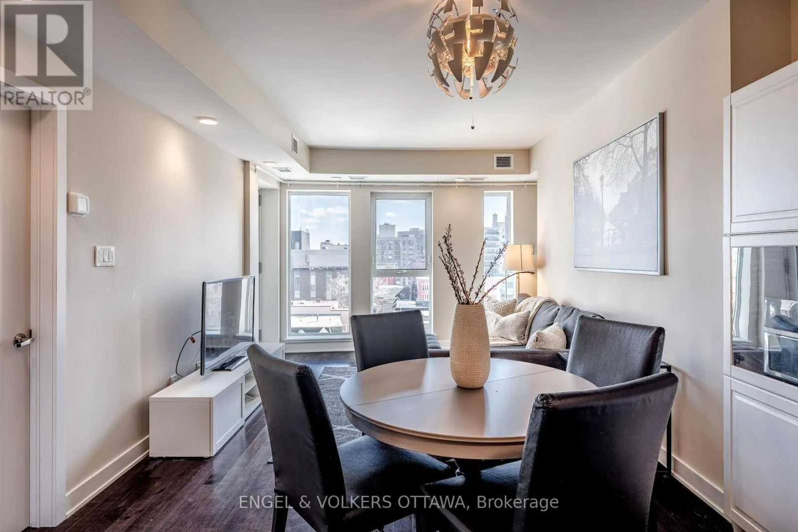 707 - 40 NEPEAN STREET