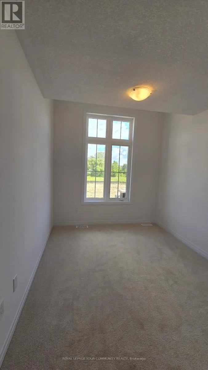 10 POETT AVENUE