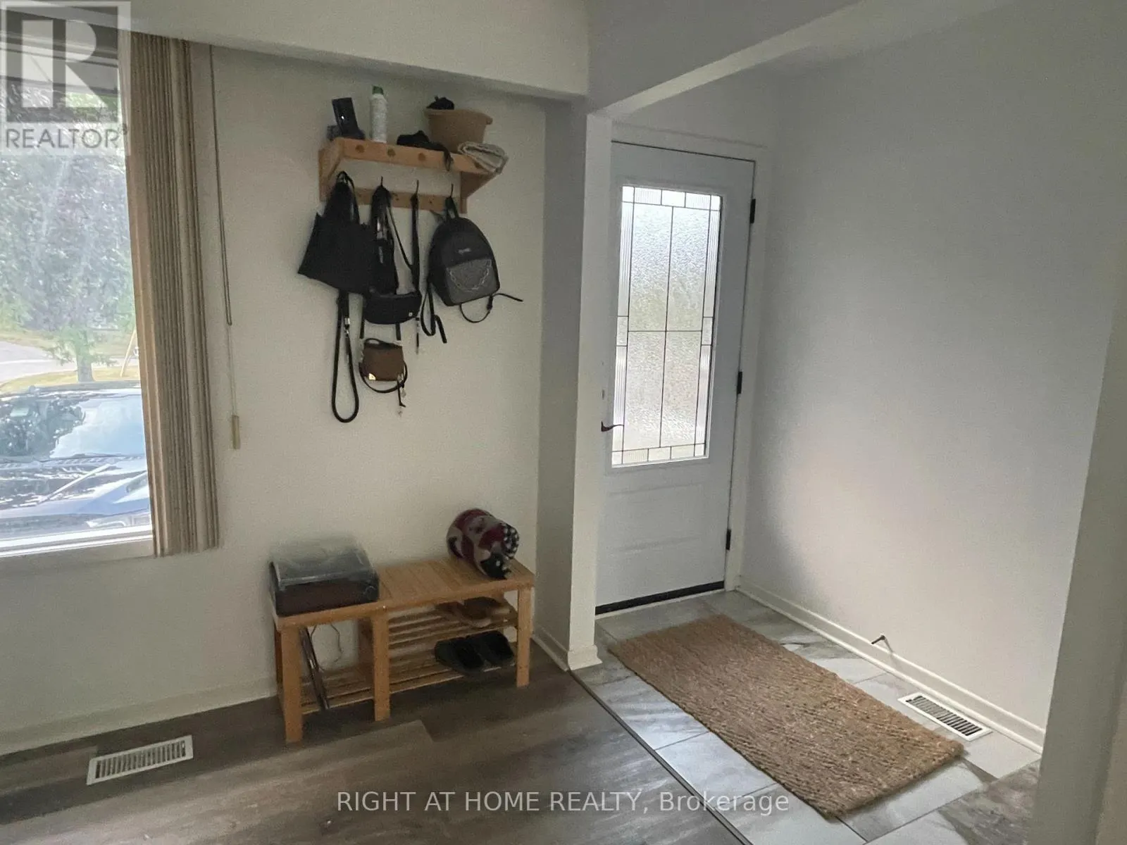 8 ROSSIE PLACE