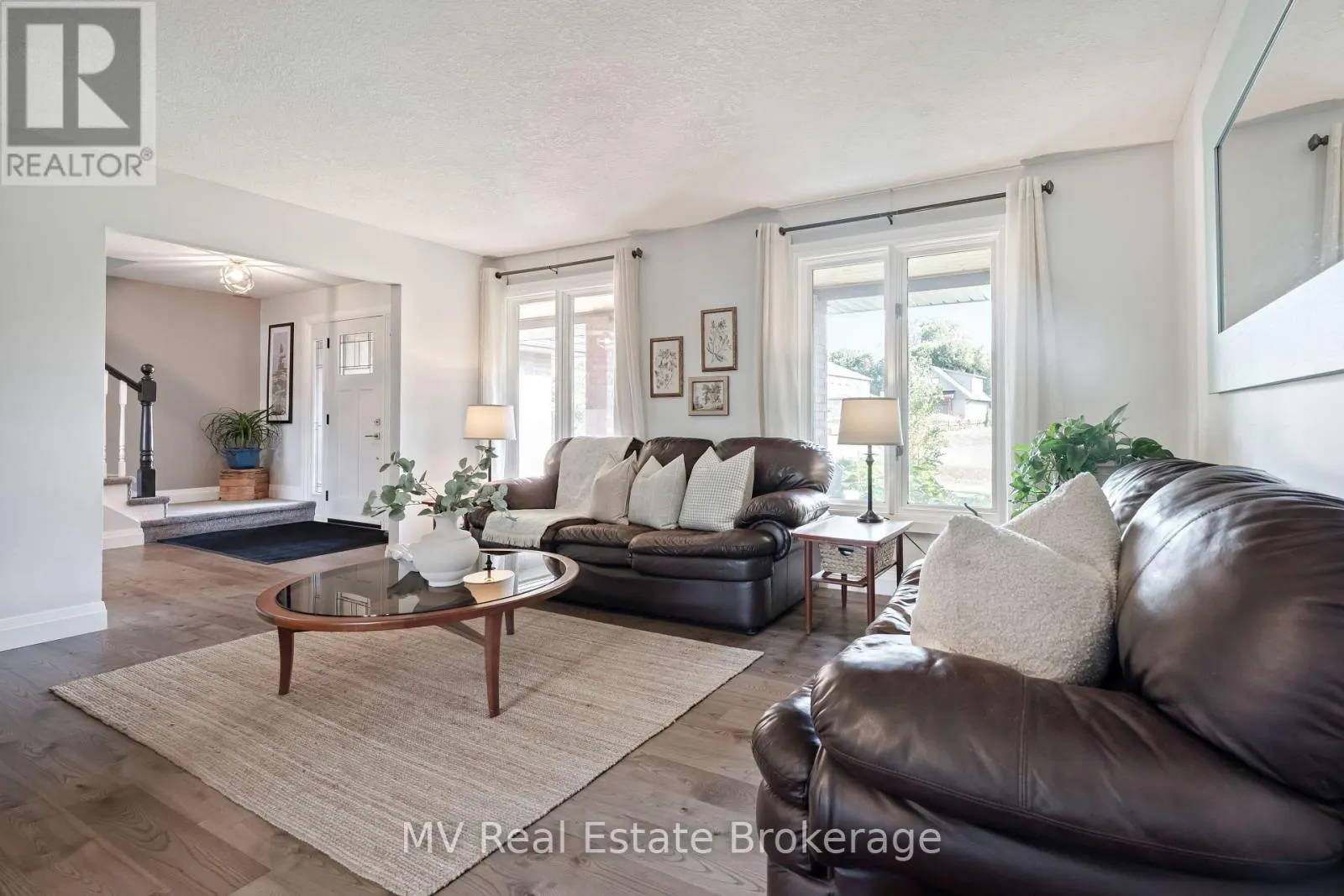 4 SARGENT BOULEVARD