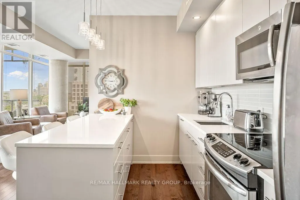 712 - 88 RICHMOND ROAD
