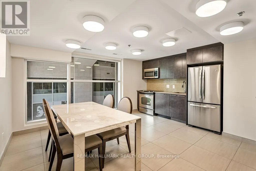 712 - 88 RICHMOND ROAD