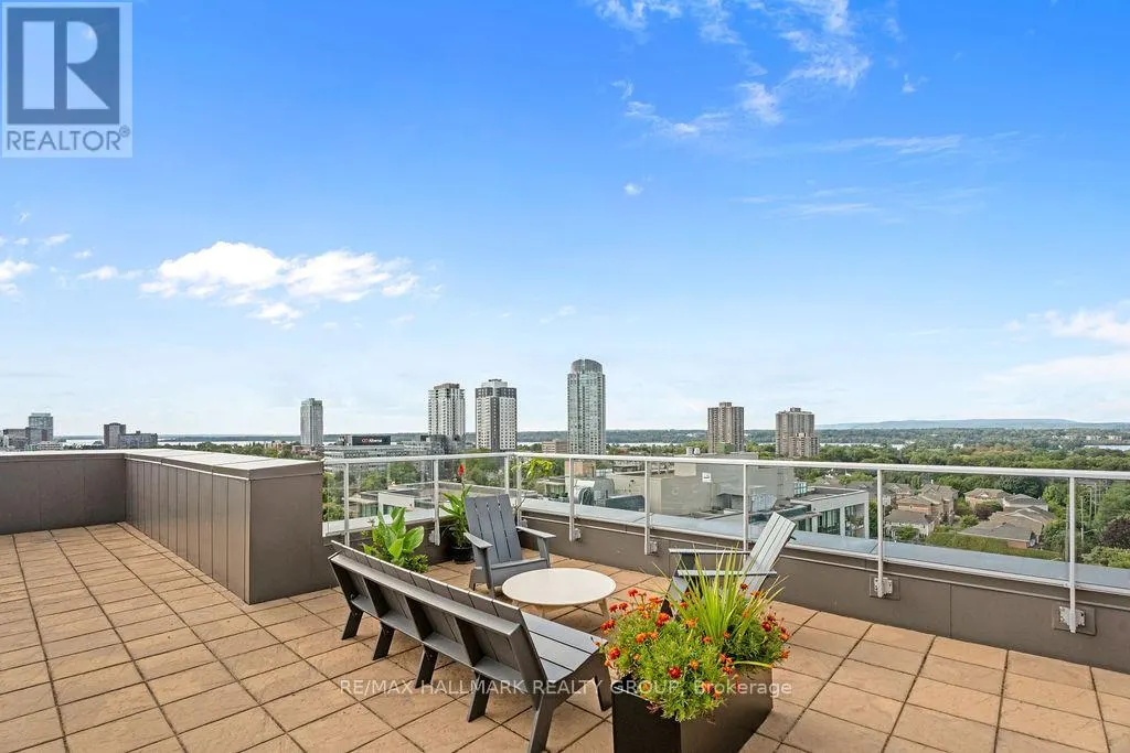712 - 88 RICHMOND ROAD