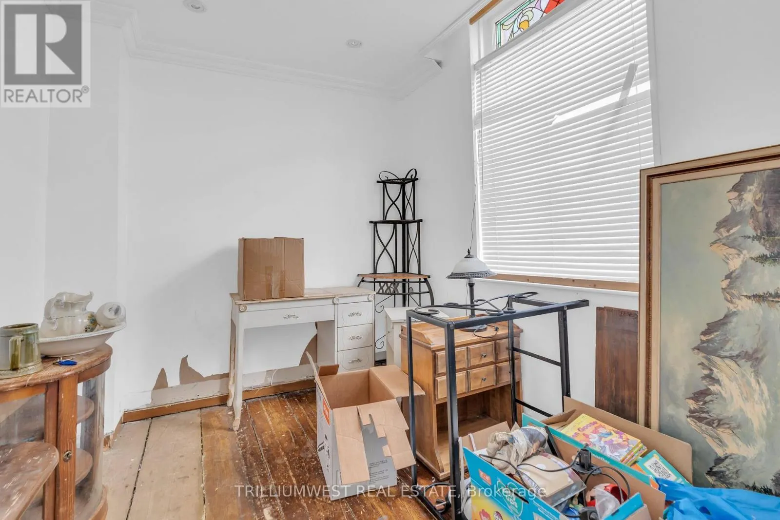 349 MAIN STREET S