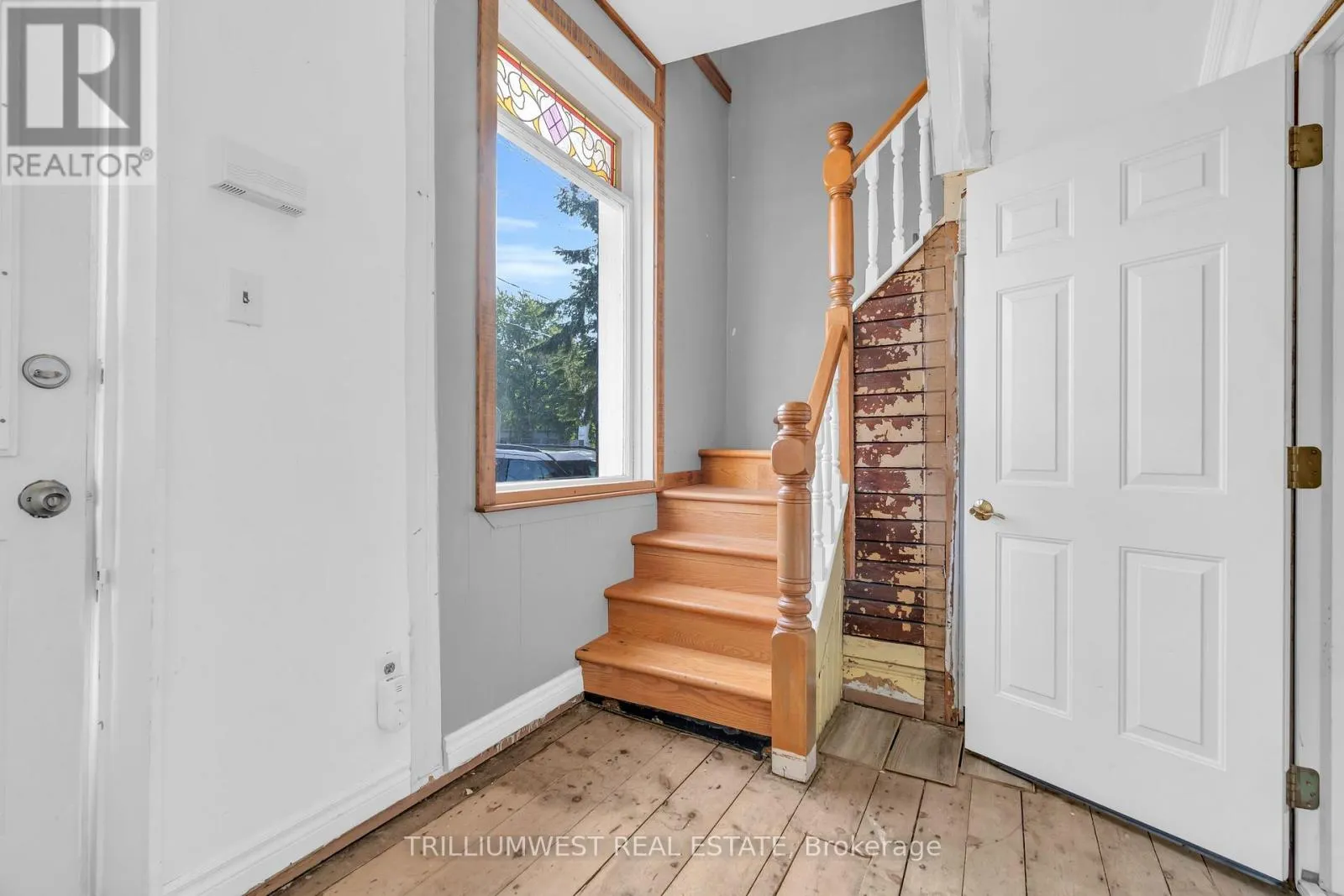 349 MAIN STREET S