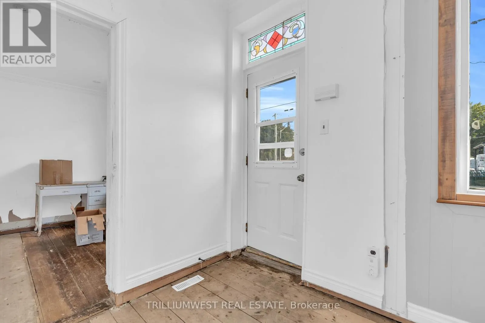 349 MAIN STREET S