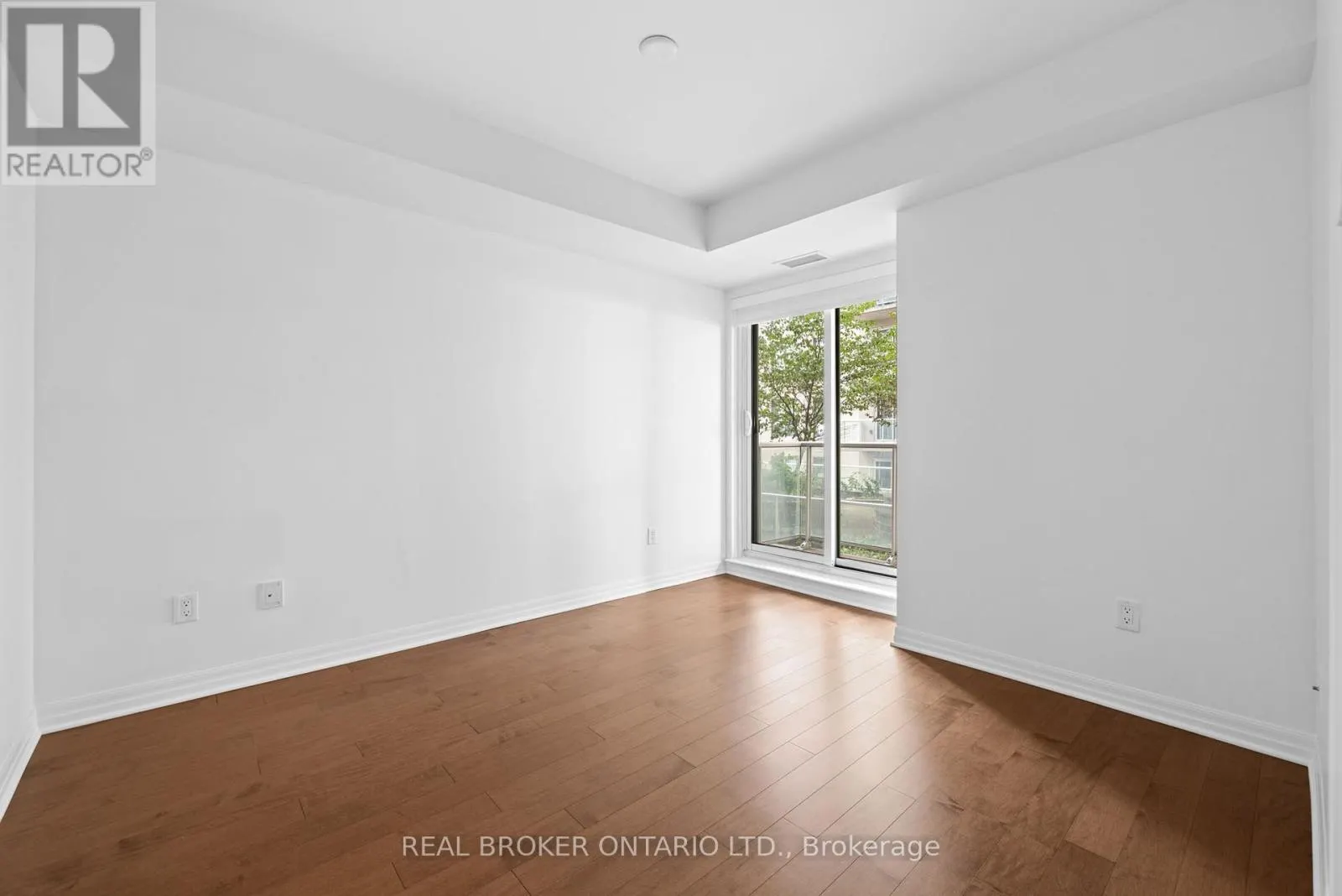 407 - 196 BESSERER STREET