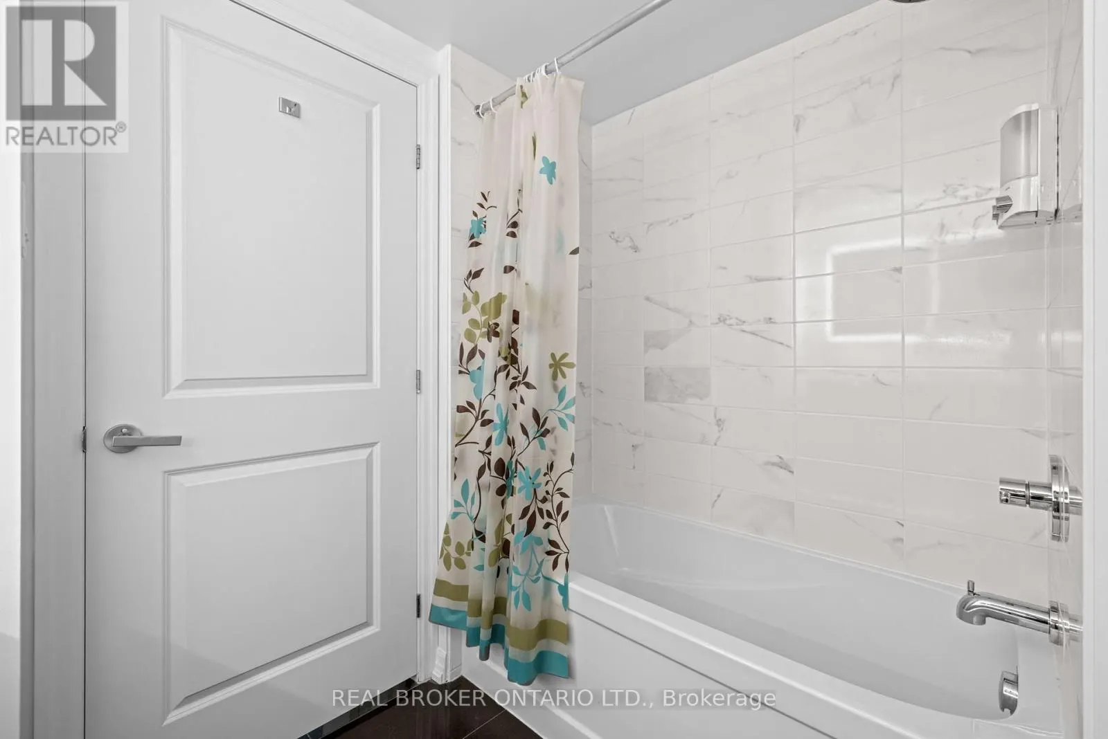 407 - 196 BESSERER STREET