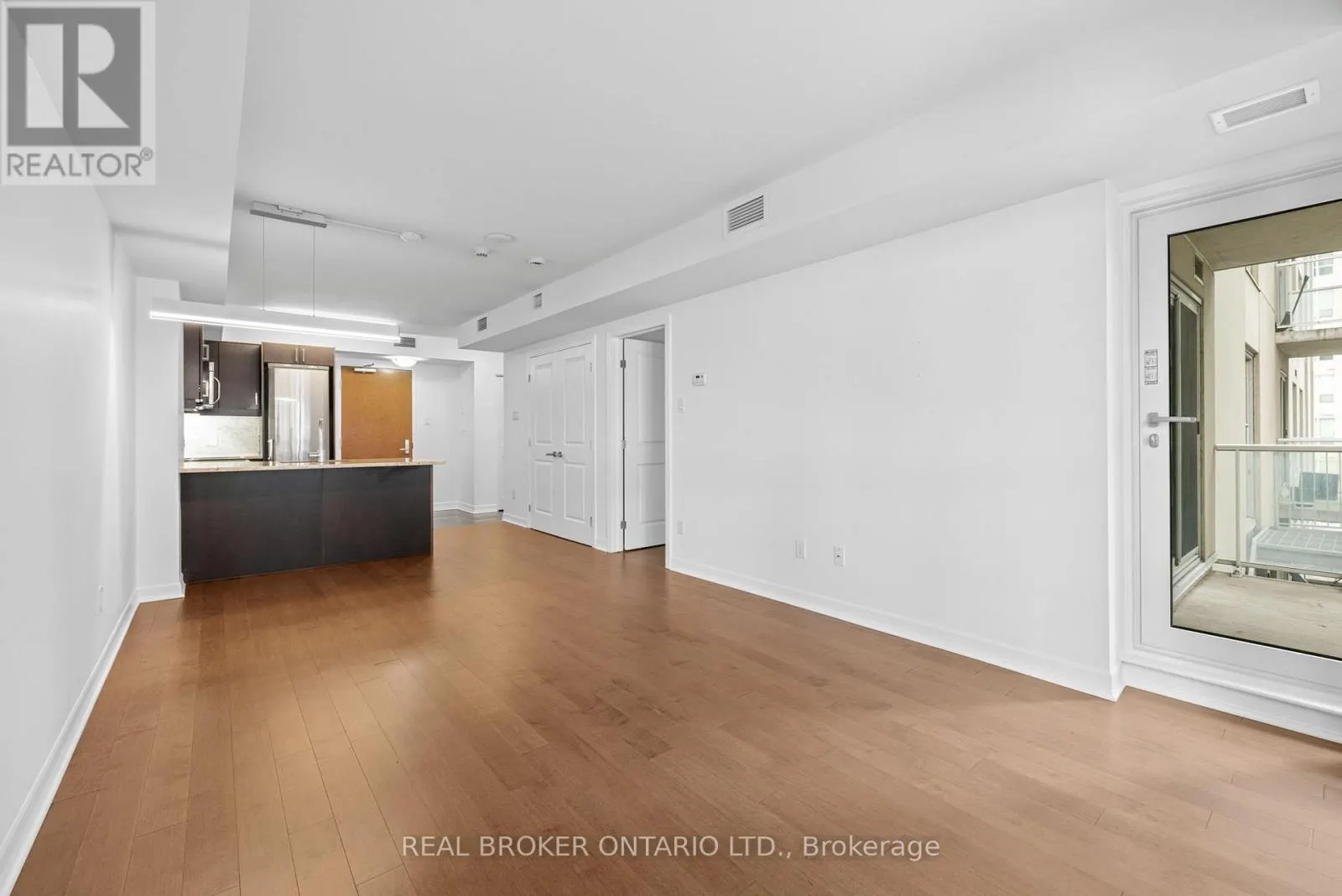 407 - 196 BESSERER STREET