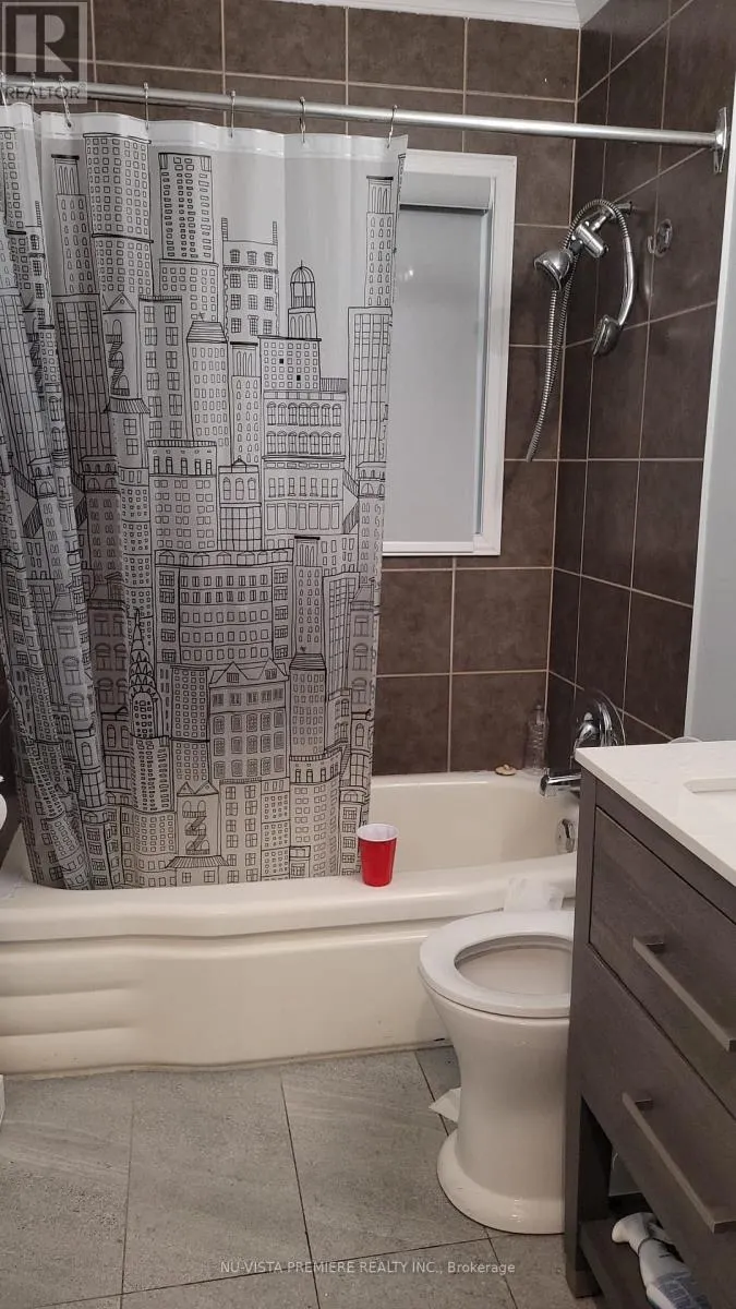 68 SOUTHDALE ROAD W