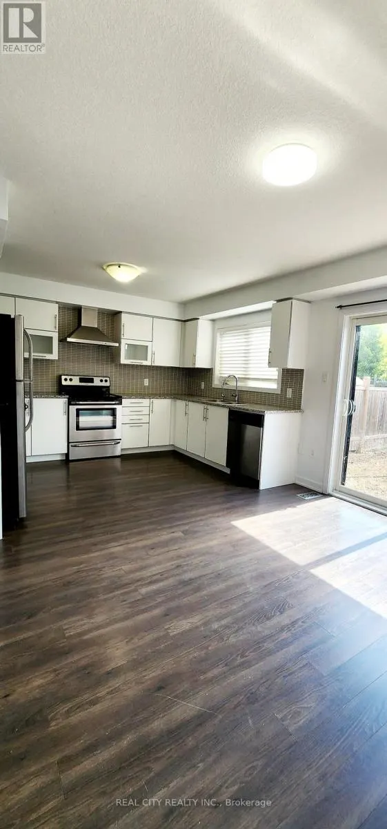 26 CRAFTER CRESCENT