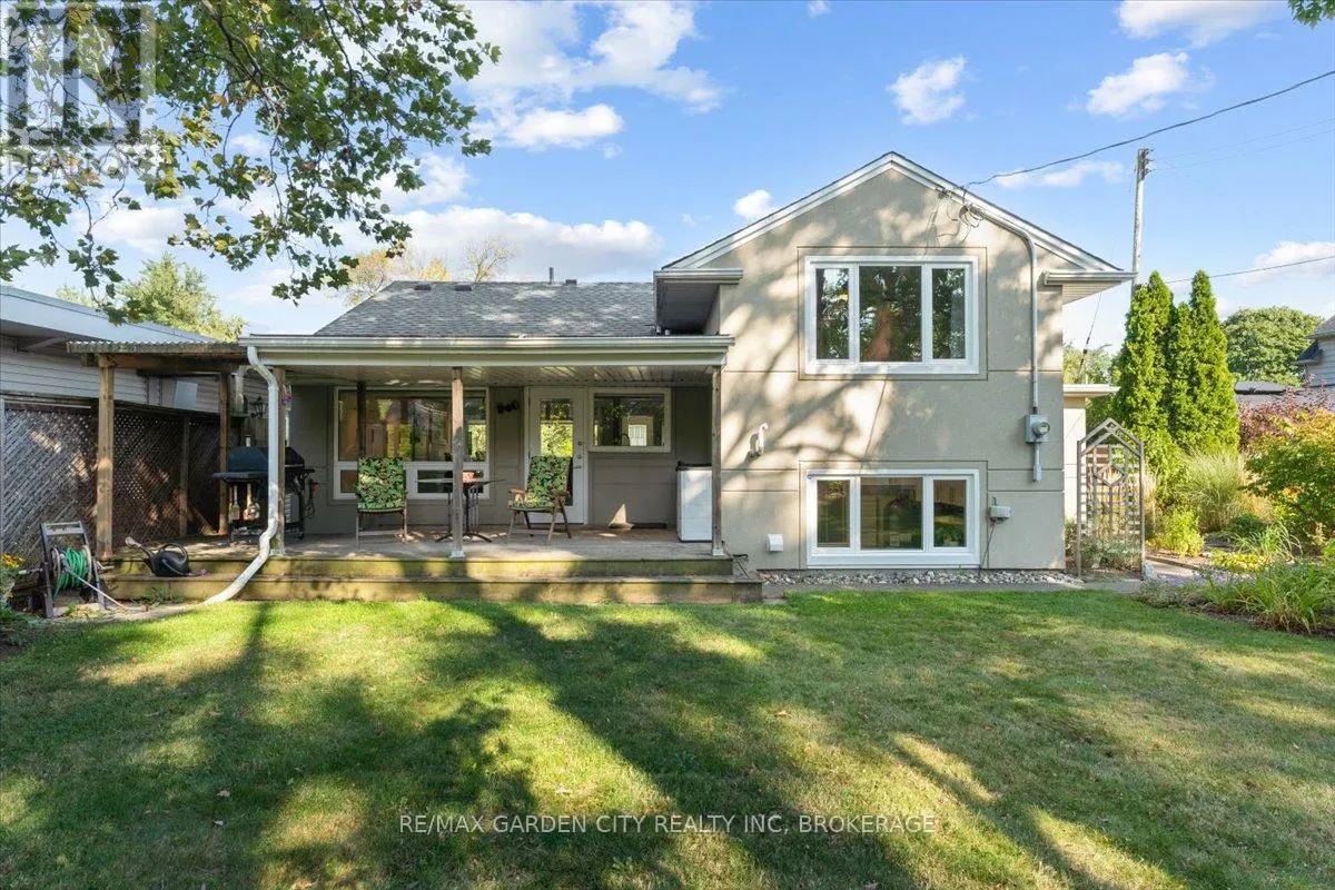 112 RIVERDALE DRIVE