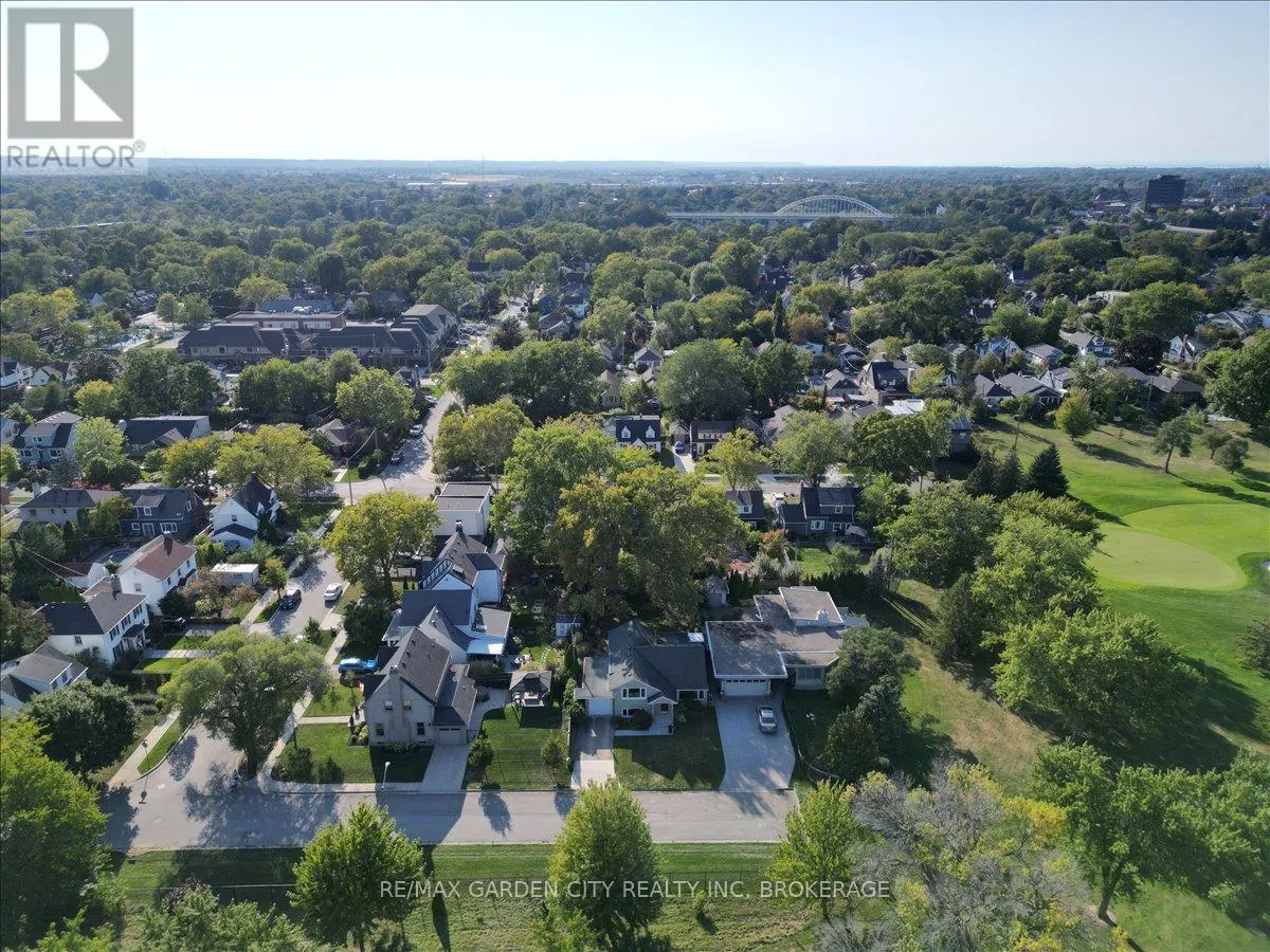 112 RIVERDALE DRIVE