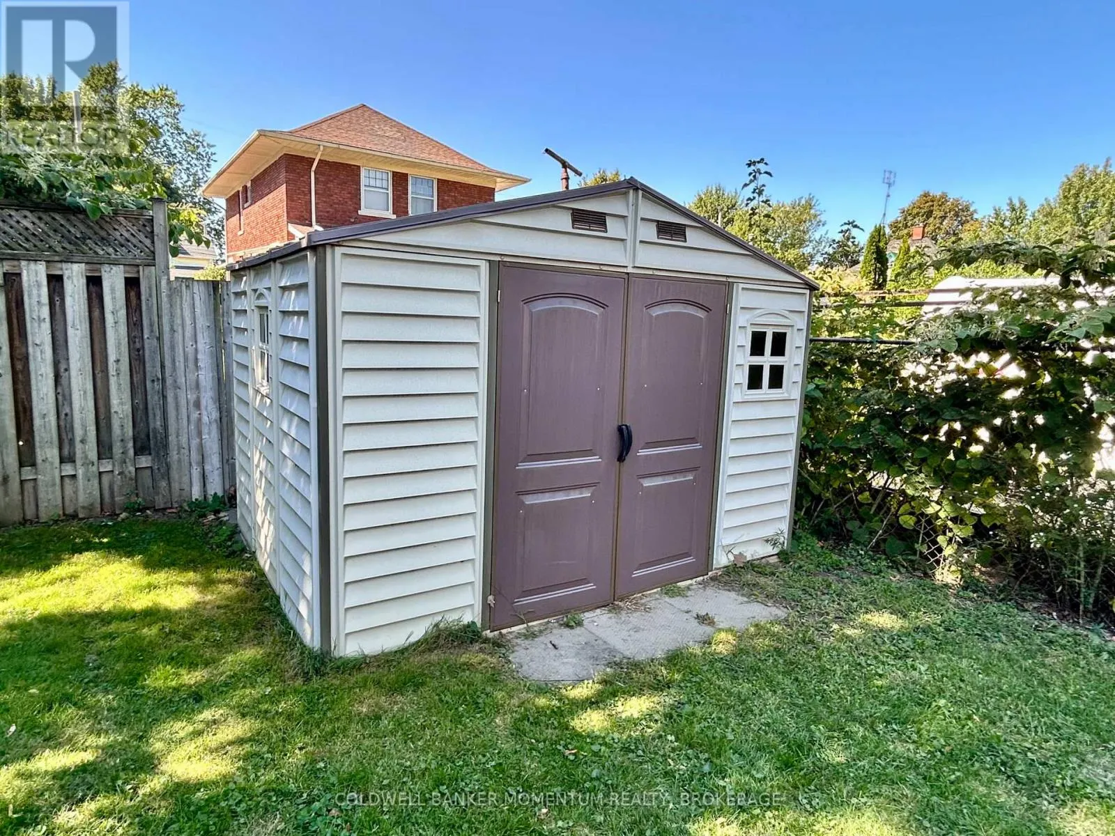 11 GREENLAW PLACE