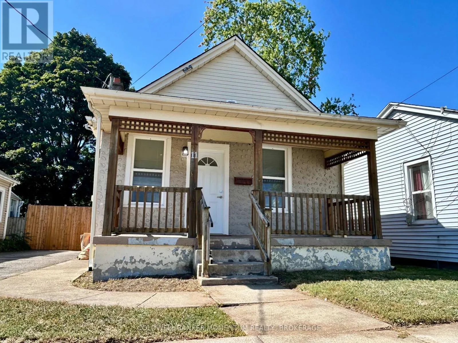 11 GREENLAW PLACE