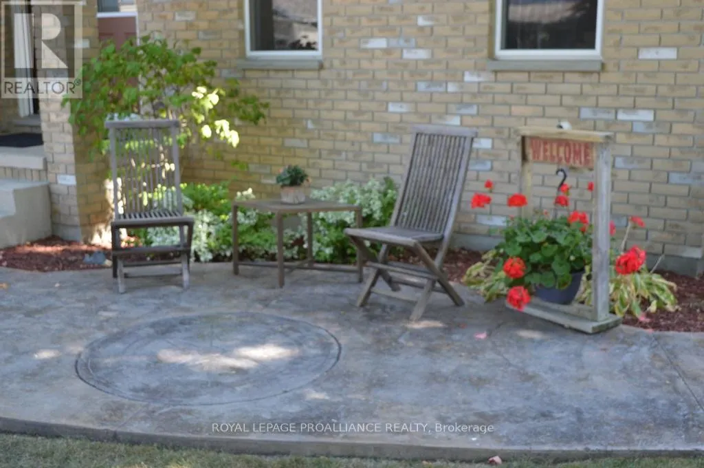 1 SIMMONS COURT