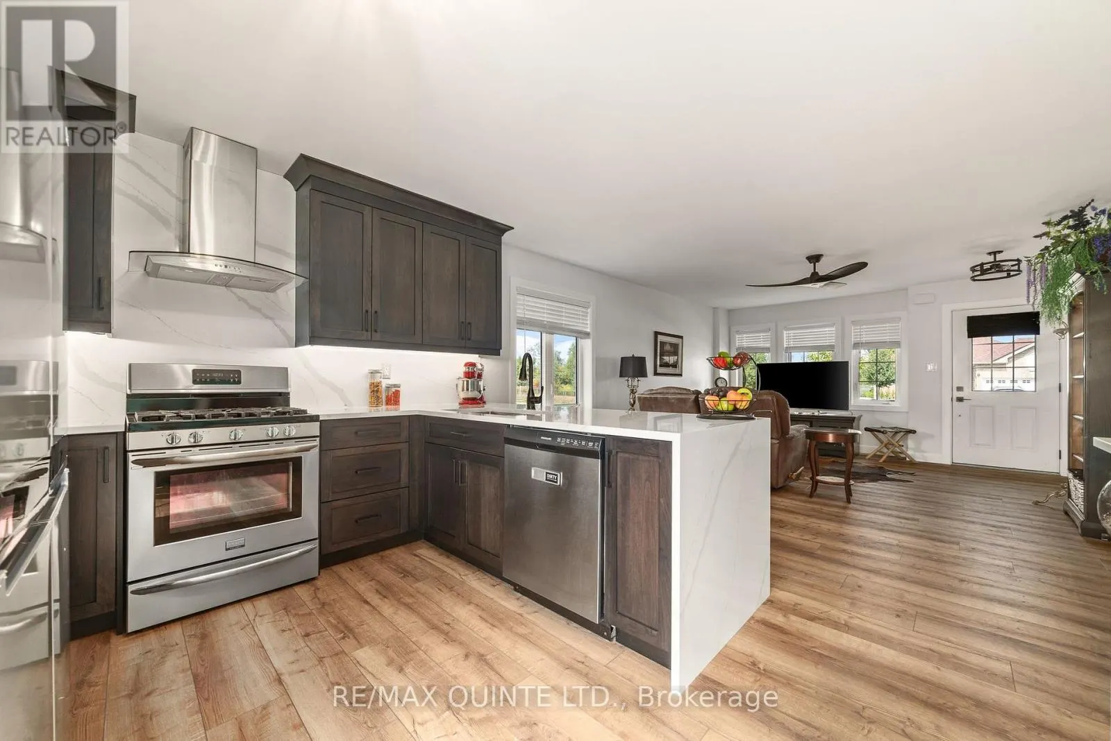 32 MAPLE AVENUE