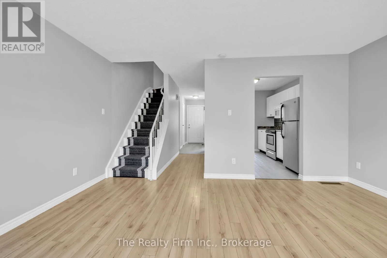 2 - 1135 NELLIS STREET, #2