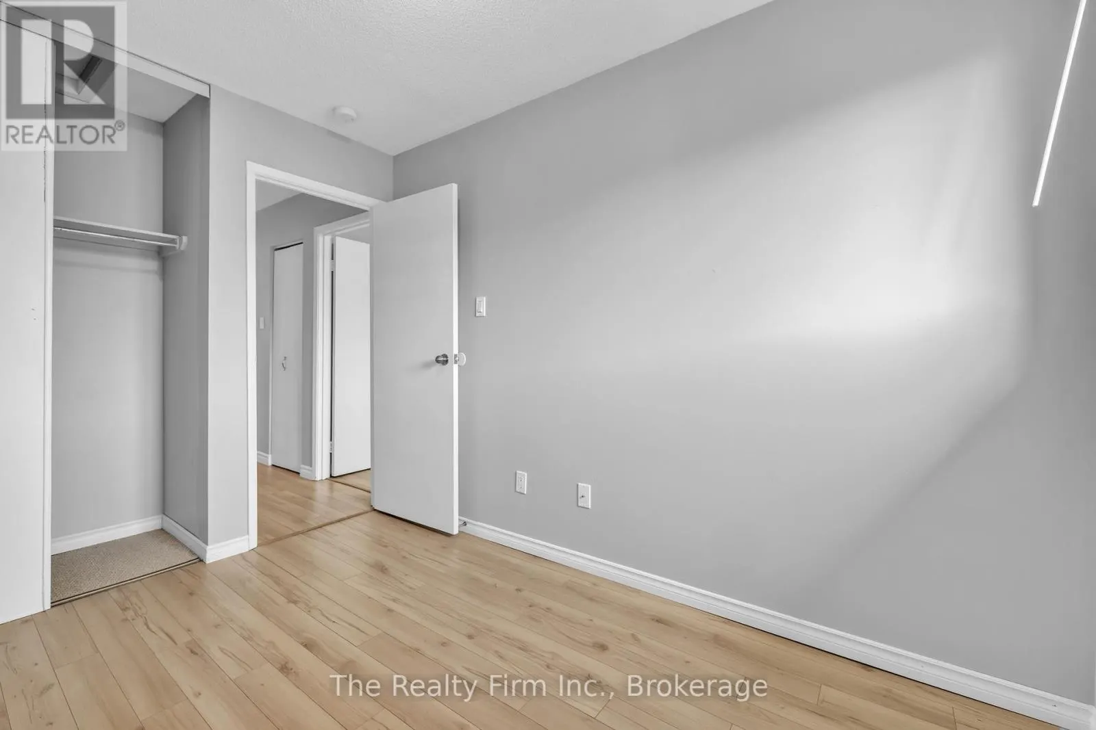 2 - 1135 NELLIS STREET, #2