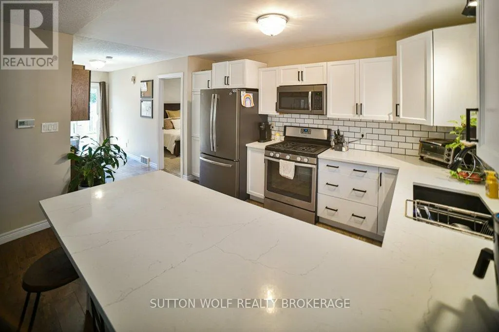 22 PITTAO PLACE