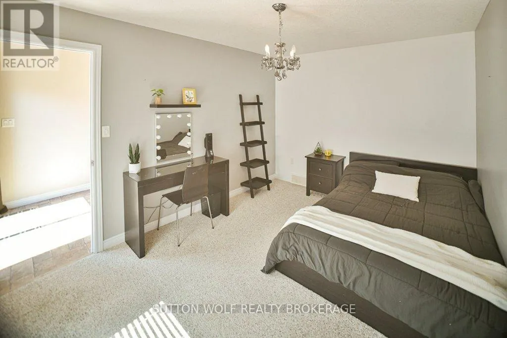22 PITTAO PLACE