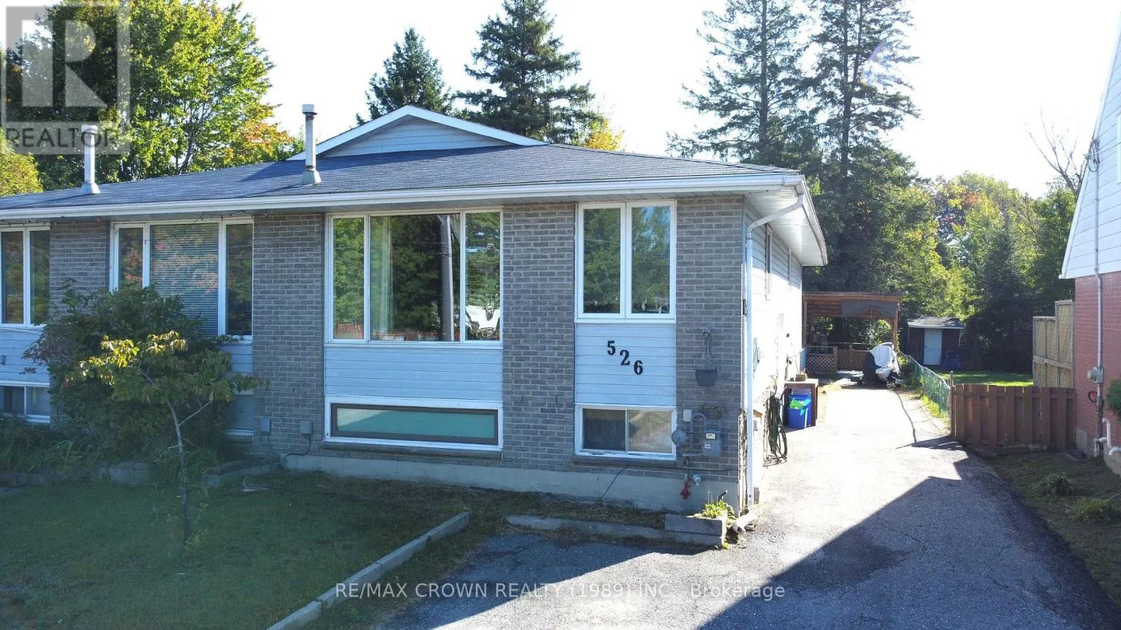 526 WALLACE ROAD