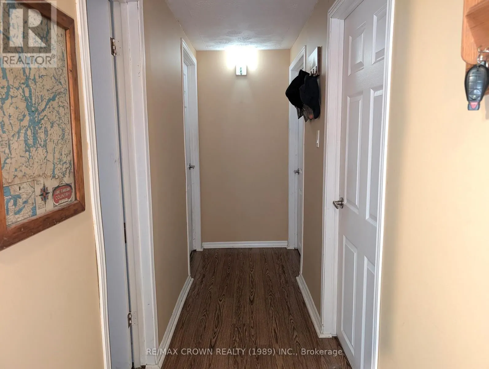 526 WALLACE ROAD