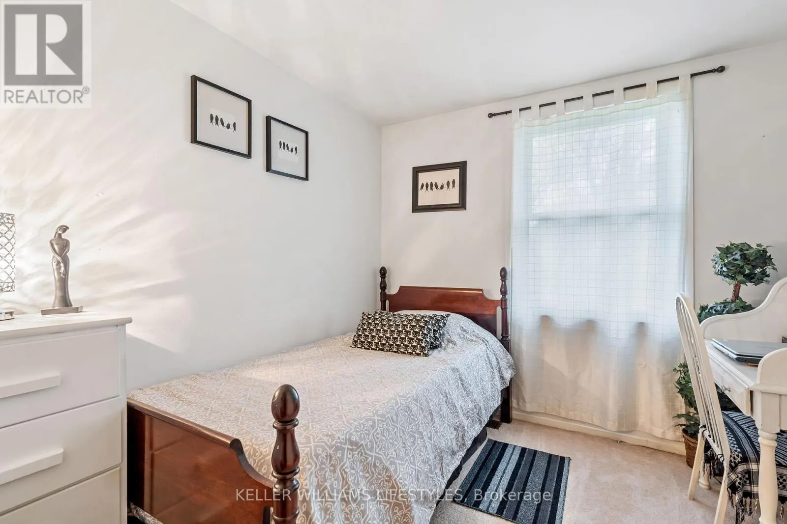40 - 971 ADELAIDE STREET S, #40