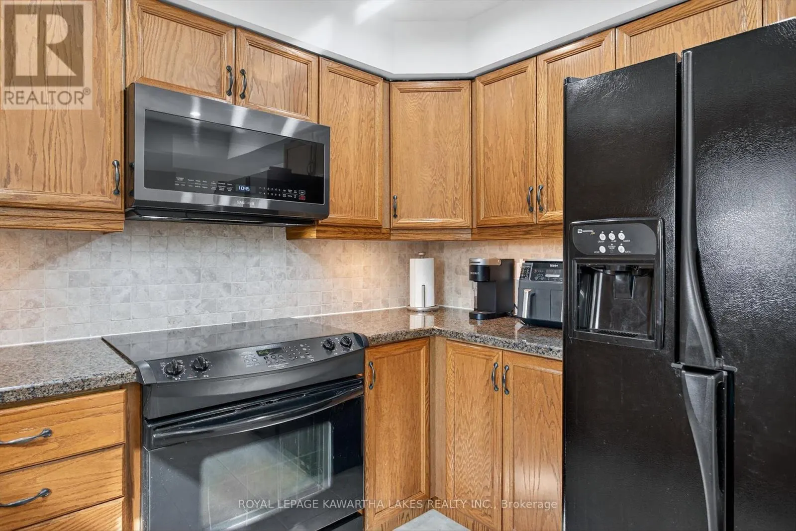 29 FLAVELLE CRESCENT
