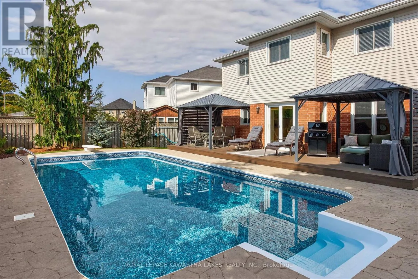 29 FLAVELLE CRESCENT