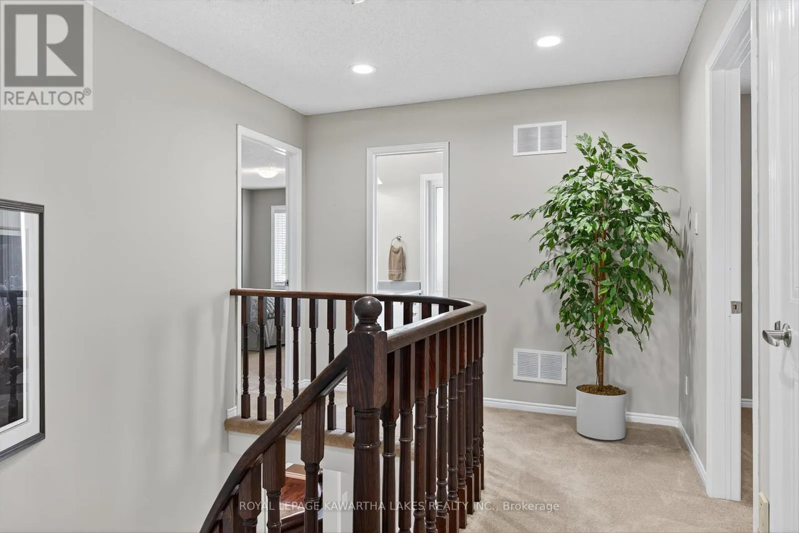 29 FLAVELLE CRESCENT
