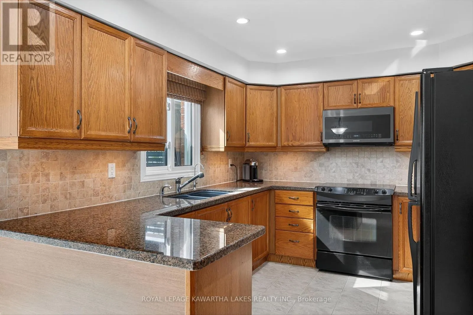 29 FLAVELLE CRESCENT