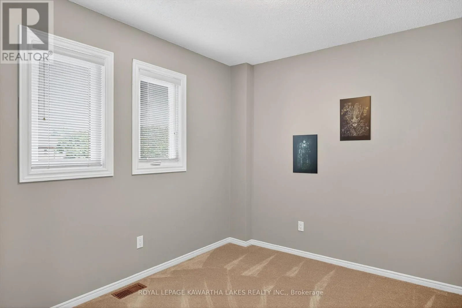 29 FLAVELLE CRESCENT