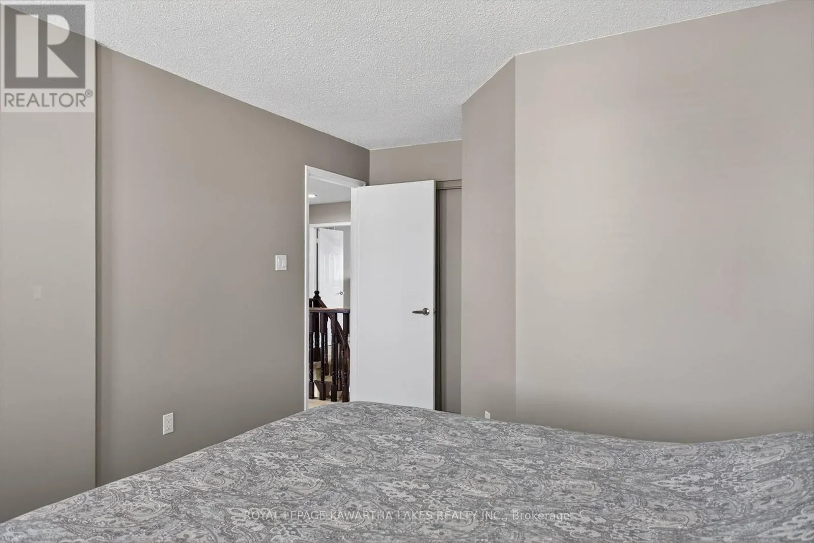 29 FLAVELLE CRESCENT