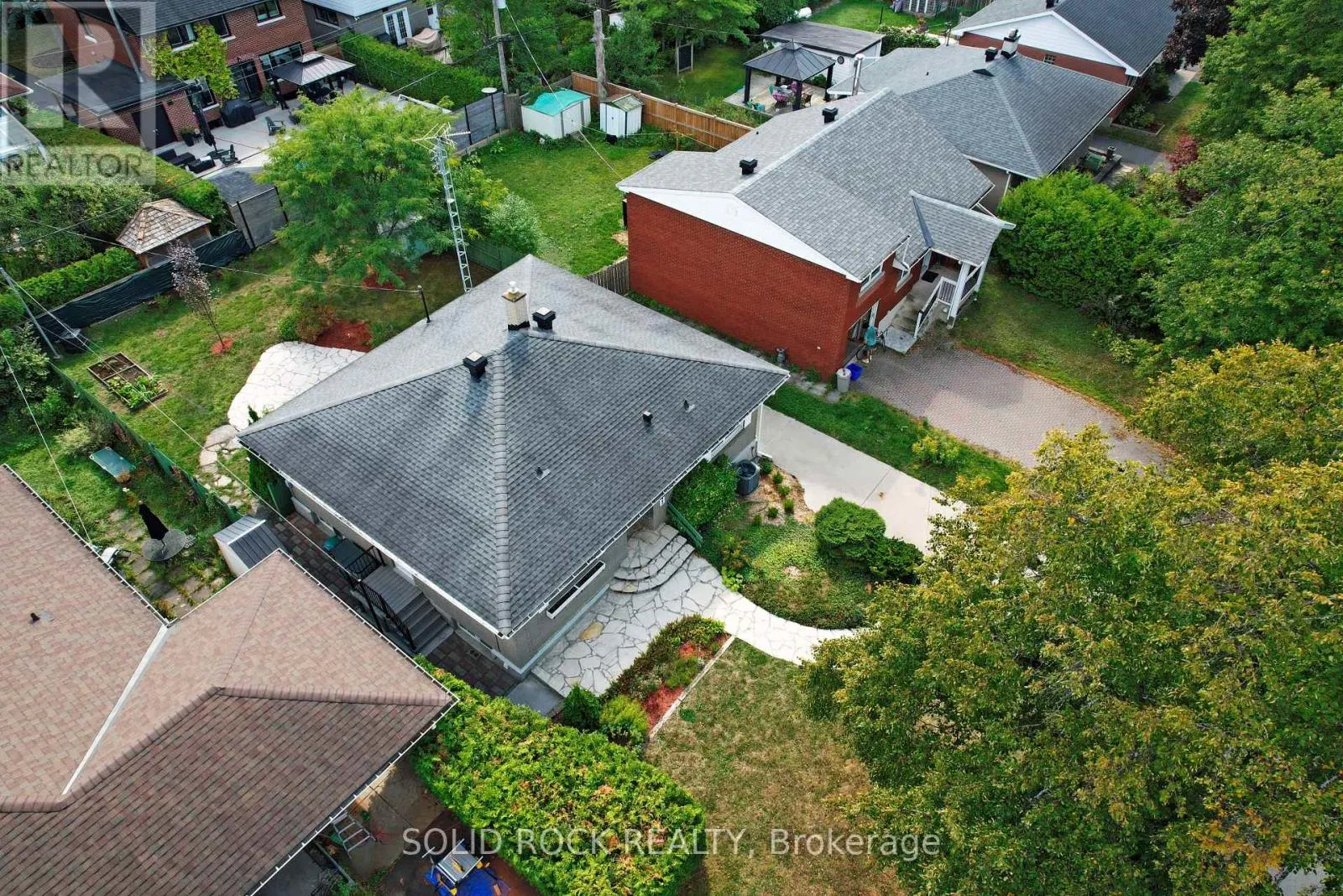 632 CHADBURN AVENUE