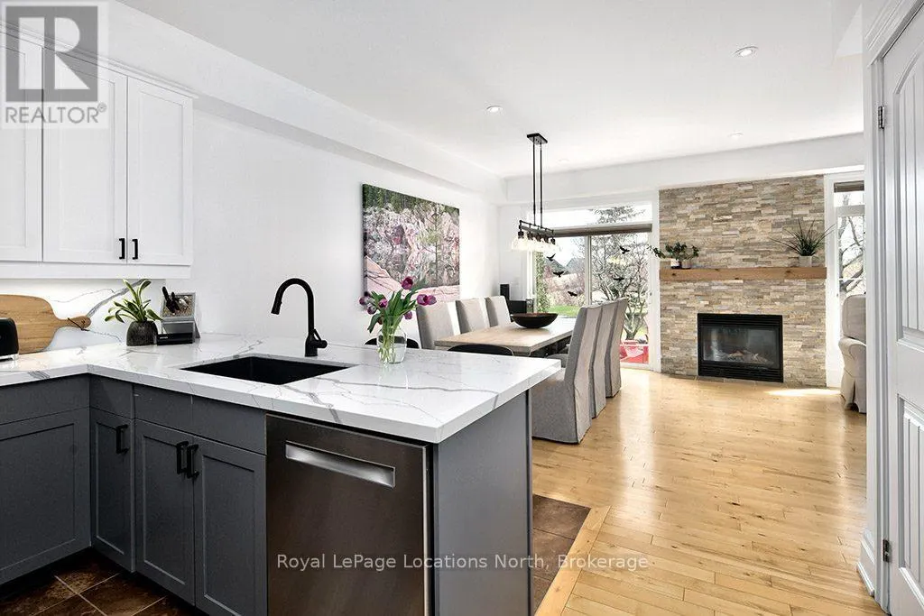 1 - 108 LANDRY LANE, #1