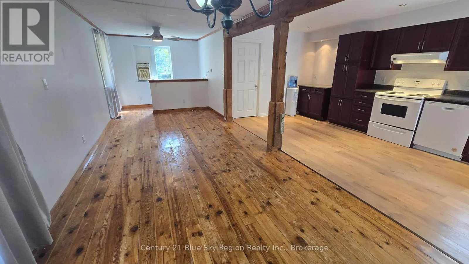 531 OAKWOOD ROAD