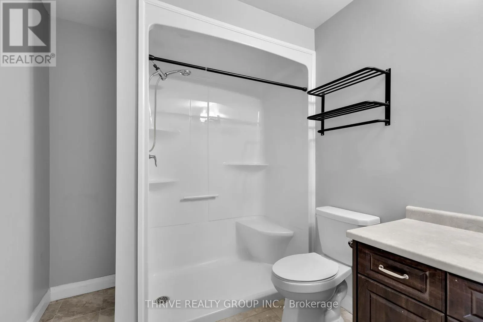 301 - 263 BUTLER STREET, #301
