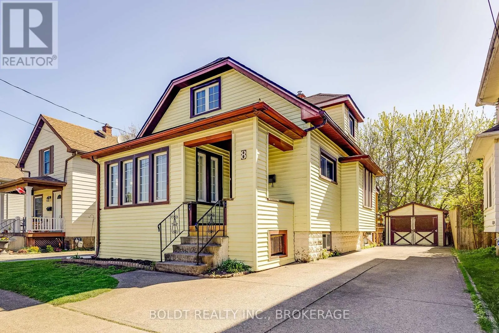 8 CHELSEA STREET