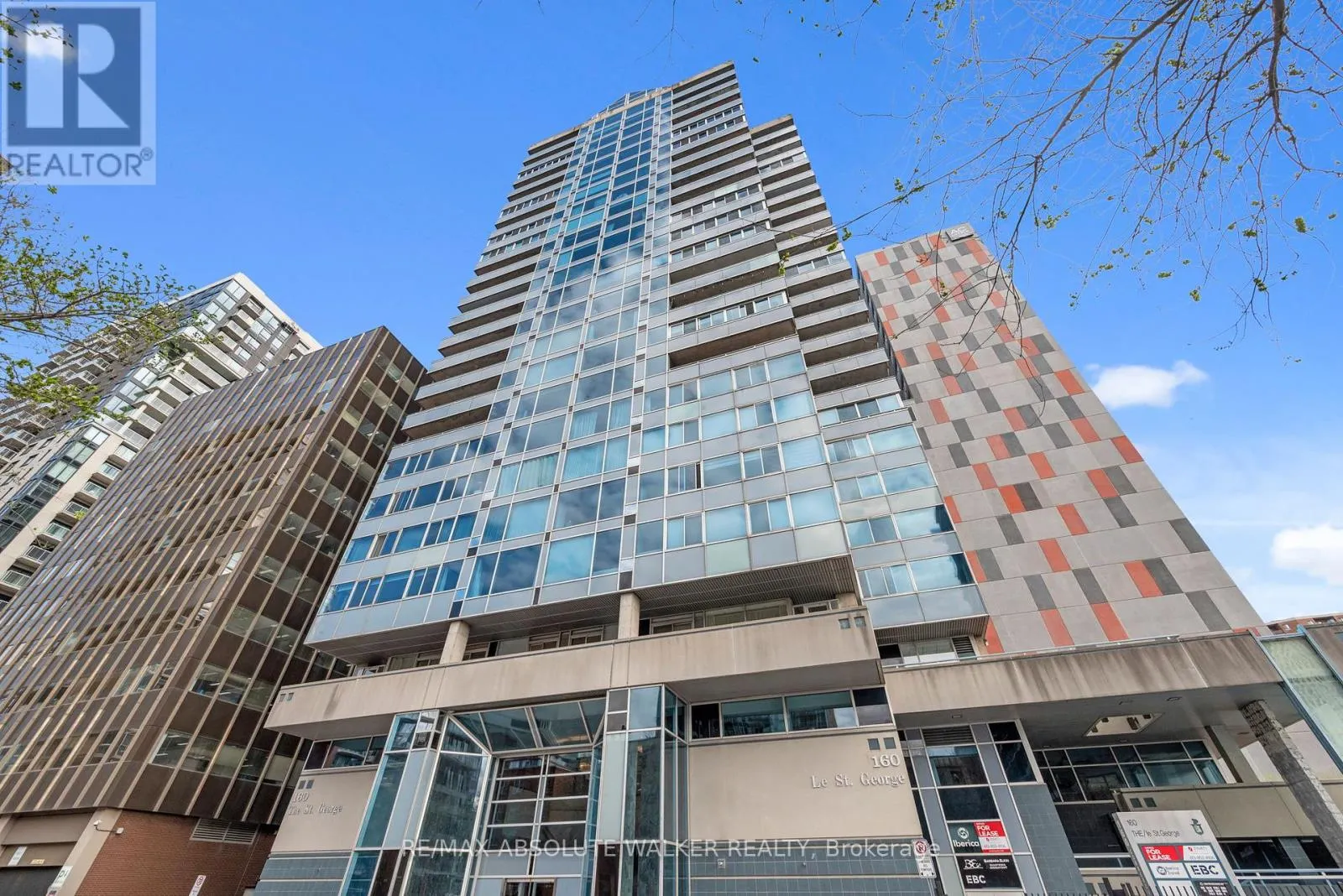 1605 - 160 GEORGE STREET