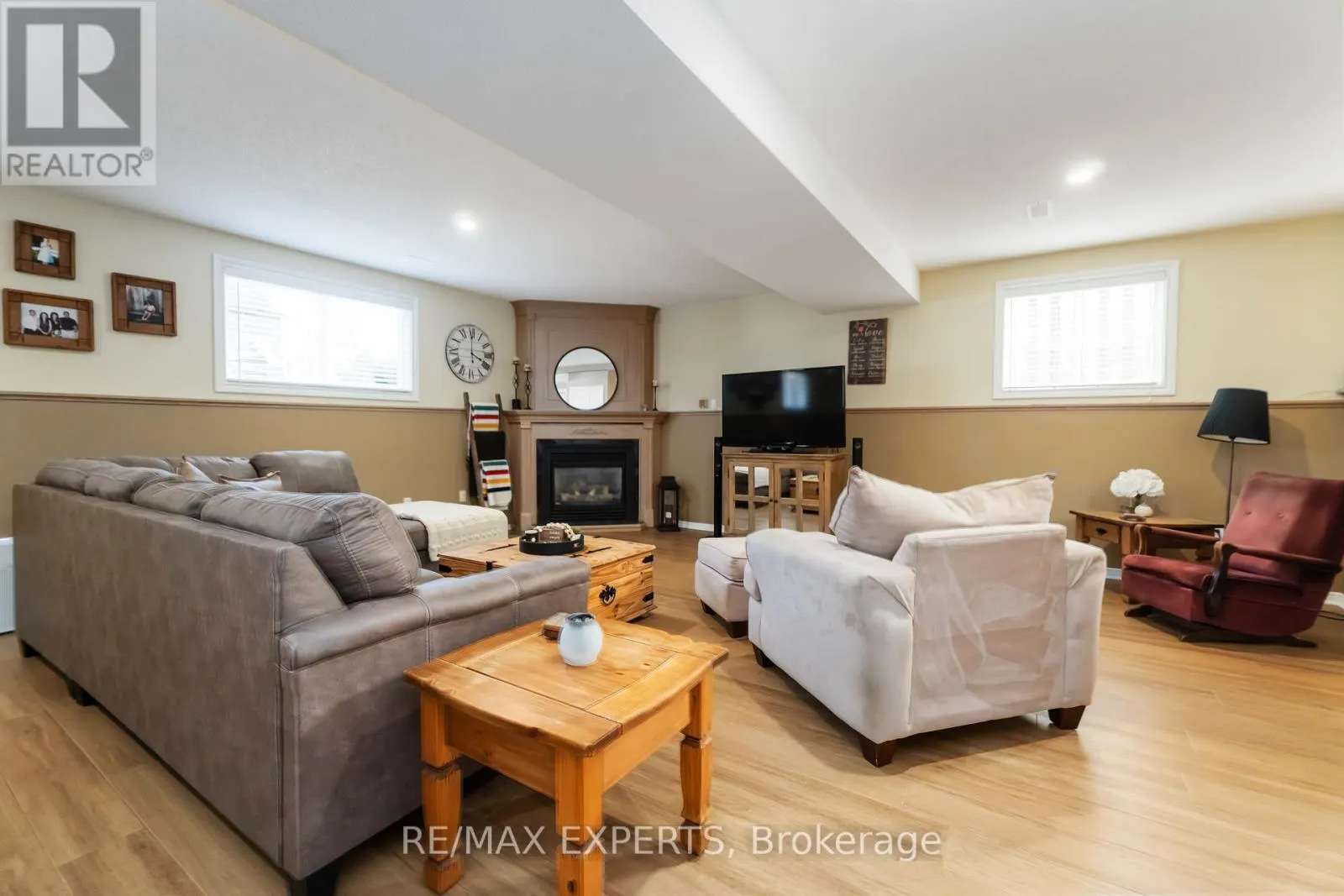 5991 ANDREA DRIVE