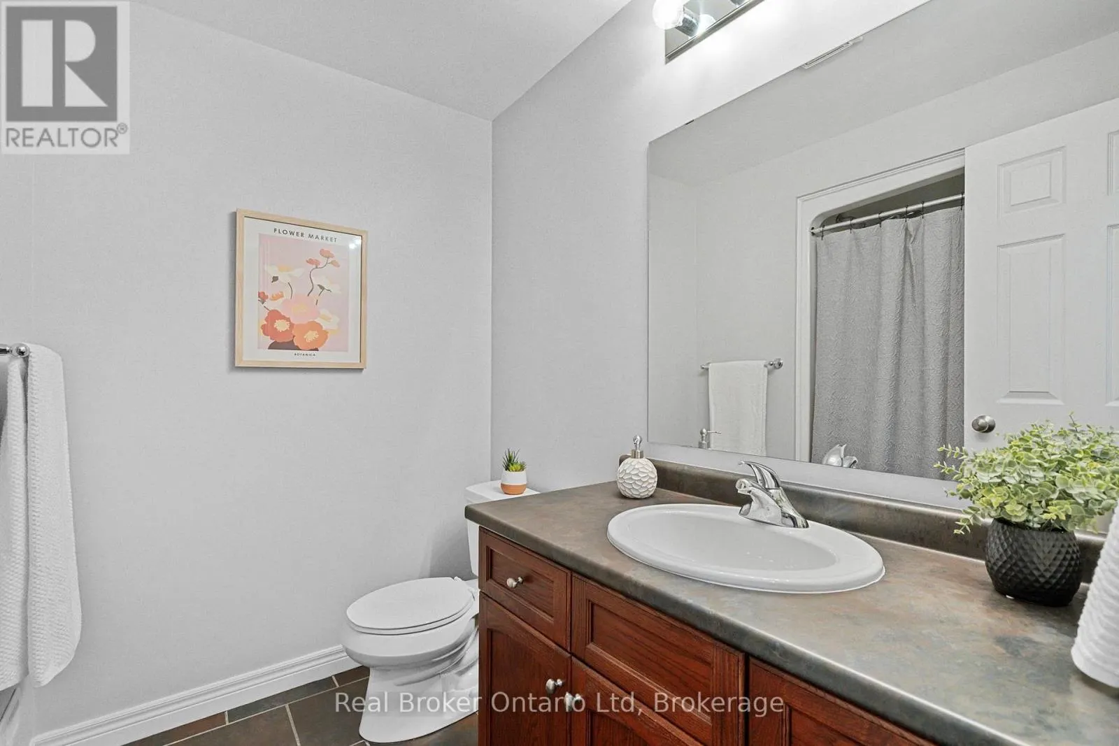 221 MILLVIEW COURT