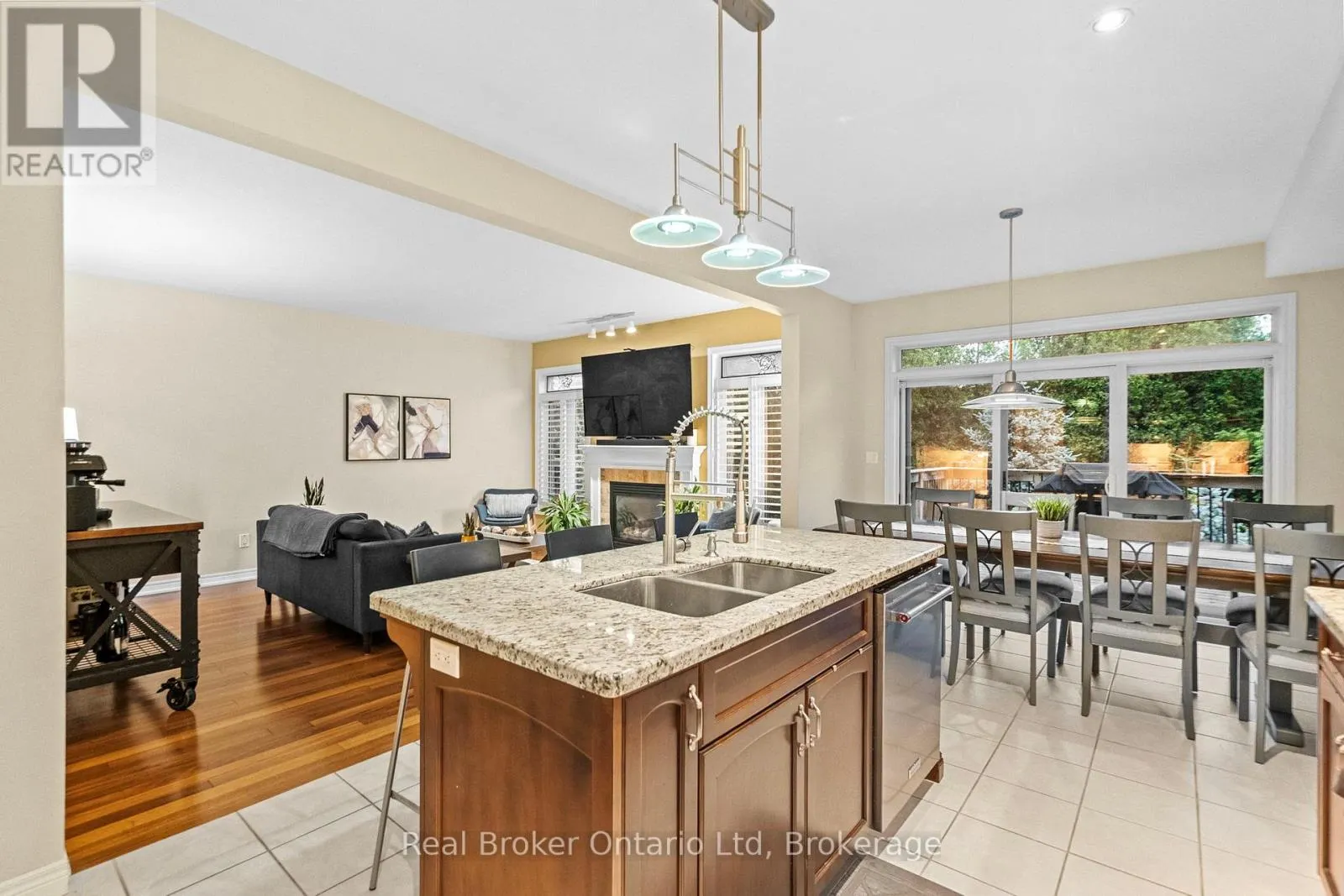 221 MILLVIEW COURT
