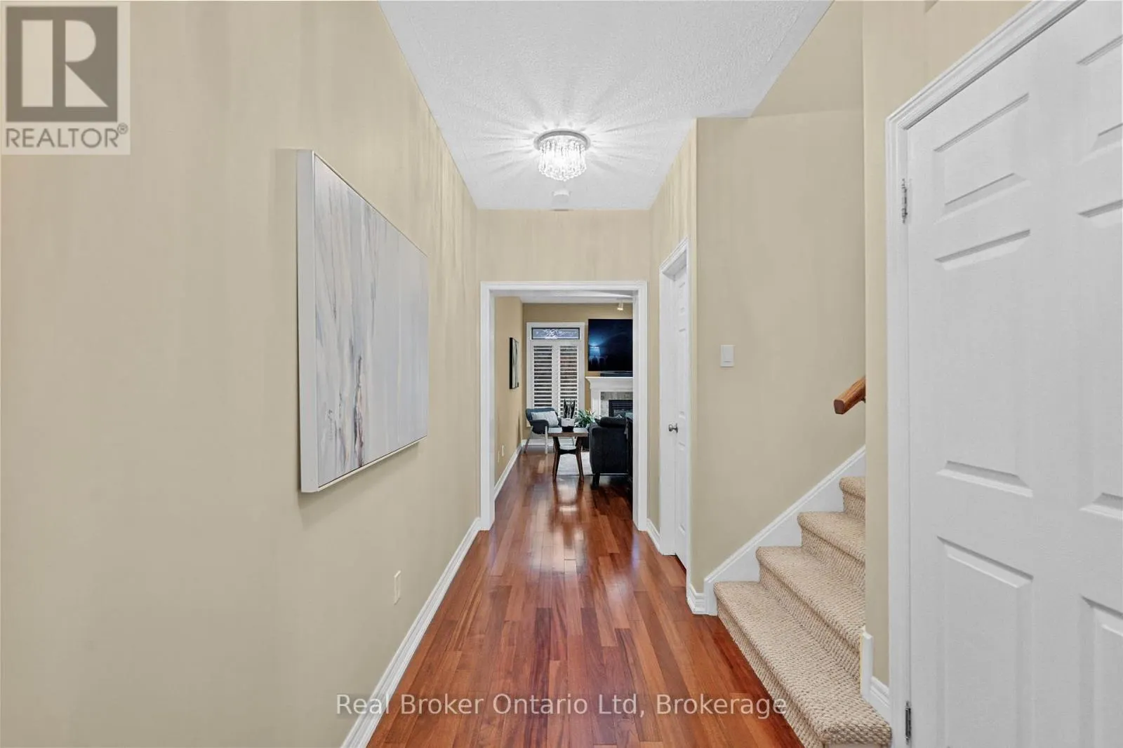 221 MILLVIEW COURT
