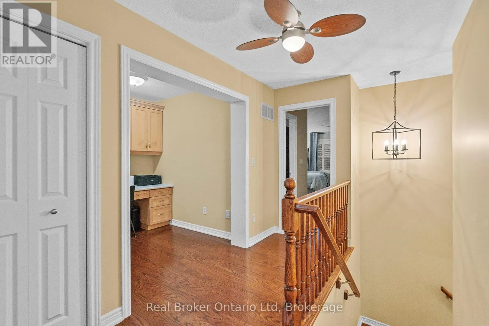 221 MILLVIEW COURT