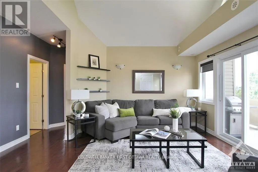 E - 137 HARTHILL WAY