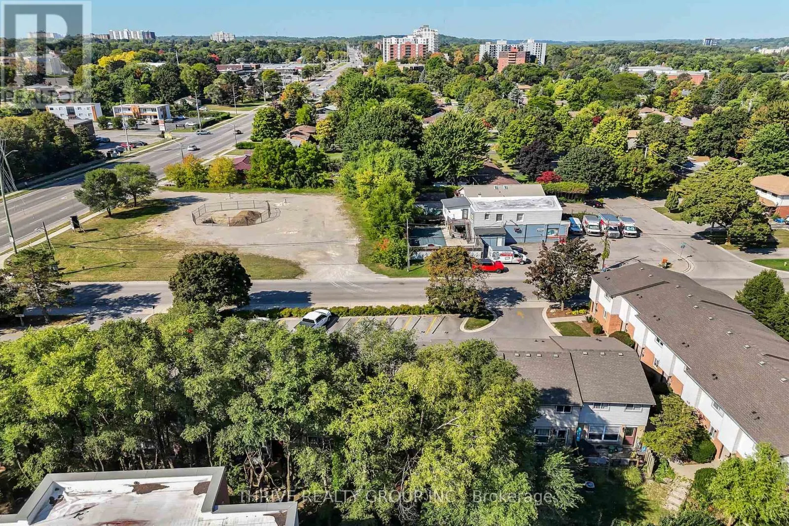 10 - 215 COMMISSIONERS ROAD W, #10