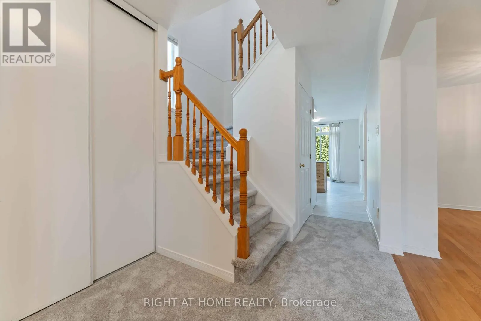 11 WILTSHIRE CIRCLE