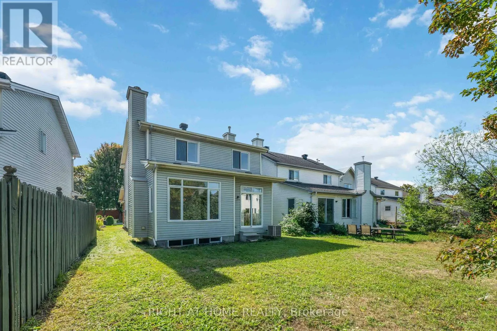 11 WILTSHIRE CIRCLE