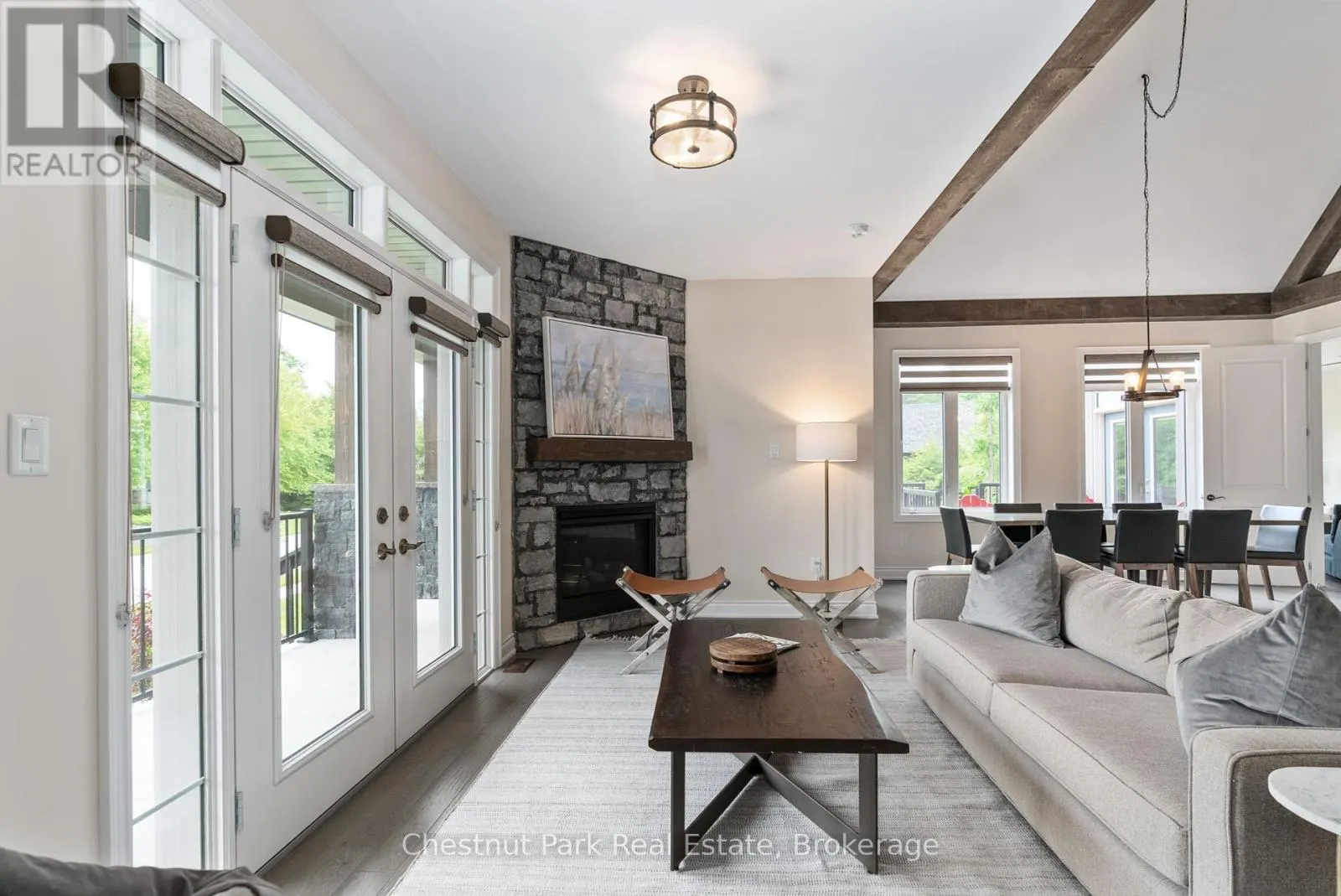 3 BAYPOINT COURT